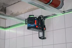 Bosch Power Tools 18V Leveling and Alignment Laser GLL330-80CGL