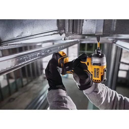 DeWalt ATOMIC 20V MAX* Brushless Cordless 1/4" Compact Impact Driver With POWERSTACK 20V MAX Battery and Charger Kit DW-DCBP034C-DW-DCF809B