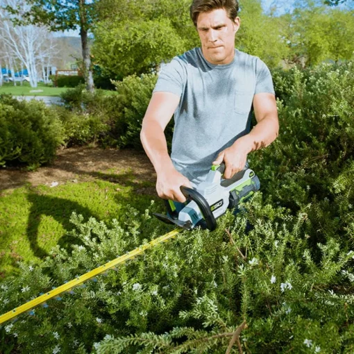 EGO POWER+ 24" Brushless 1" Cut Capacity Hedge Trimmer w/ 2.5Ah Battery & Charger Kit HT2411