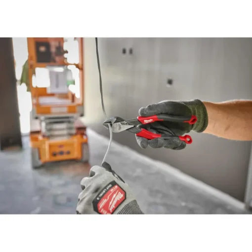 Milwaukee 7" Diagonal Comfort Grip Cutting Pliers (USA) MT557