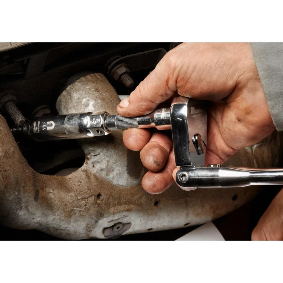 Milwaukee 3/8" Drive 9/16" Spark Plug Socket 48-22-9550