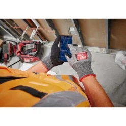 Milwaukee Tools Cut Level 5 High-Dexterity Nitrile Dipped Gloves 48-73-715