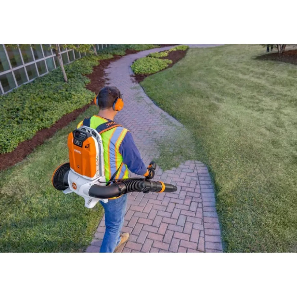 STIHL AR Cordless Backpack Blower 792 CFM (Bare Tool) BGA 300