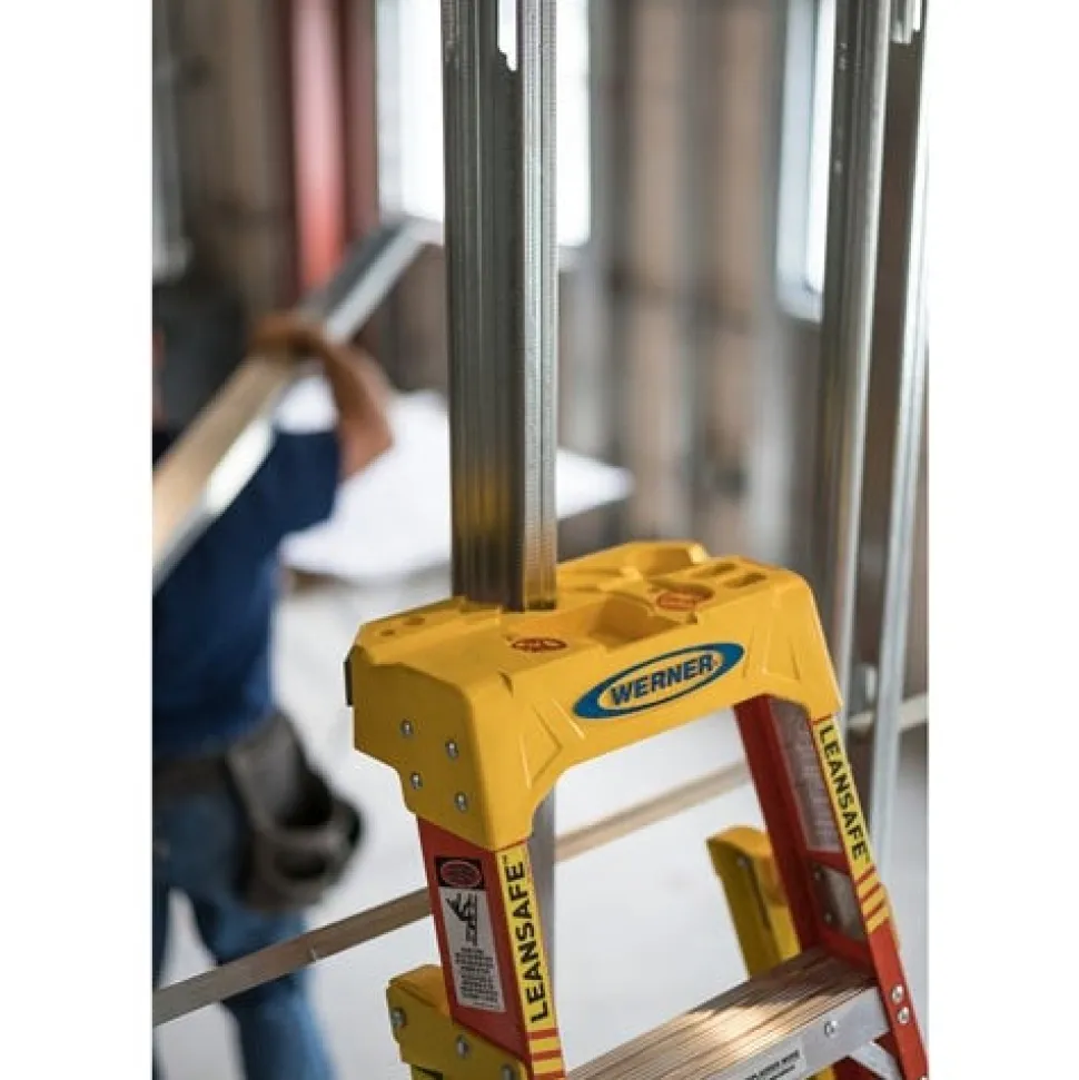 Werner 8' LeanSafe Type IA Fiberglass Leaning Ladder L6208